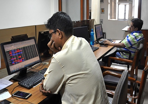 Morning Market Quote : FIIs will continue to sell putting pressure on largecaps like banking Says Dr. V K Vijayakumar, Chief Investment Strategist, Geojit Financial Services
